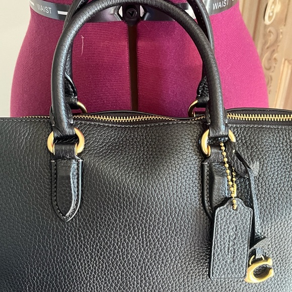 Authentic Coach Pebble Black Leather Cara Satchel - Picture 5 of 14